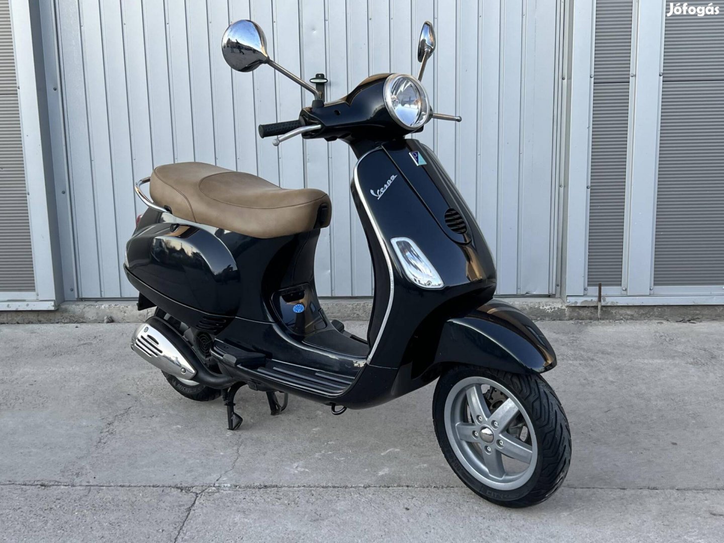 Vespa LX 125 ..