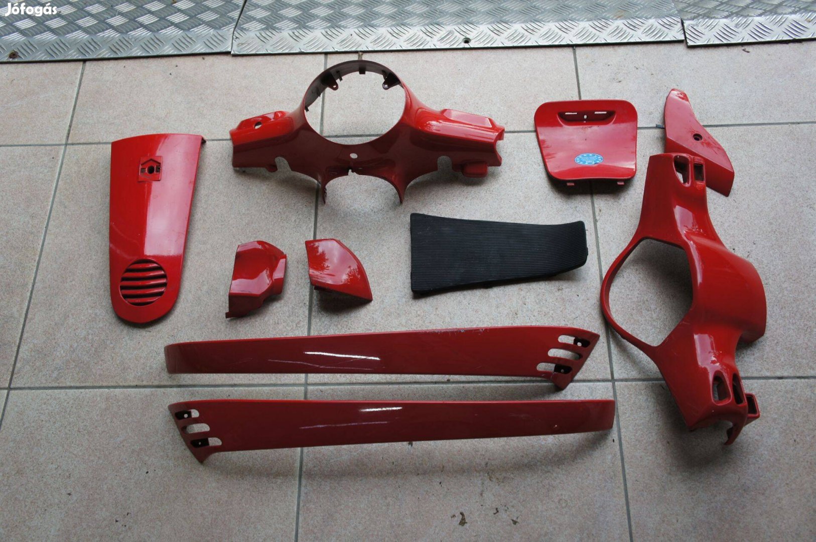 Vespa LX elemek idomok alkatrészek