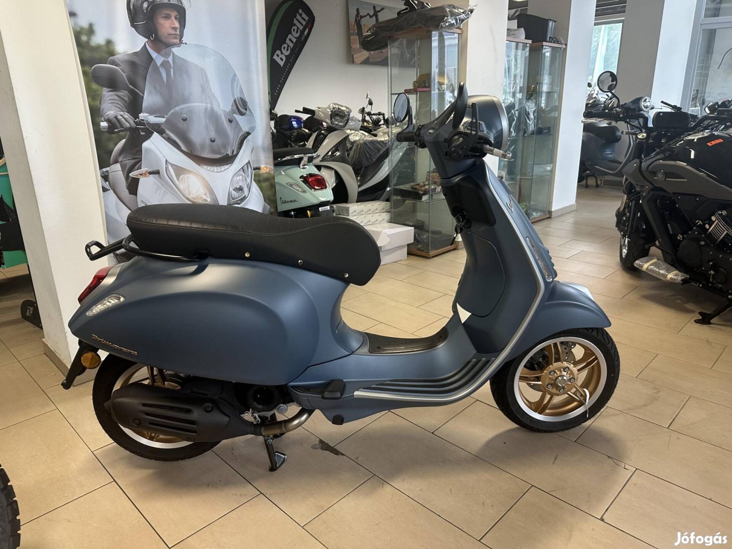 Vespa Primavera 125 3V Limitált kiadás/2025/Meg...