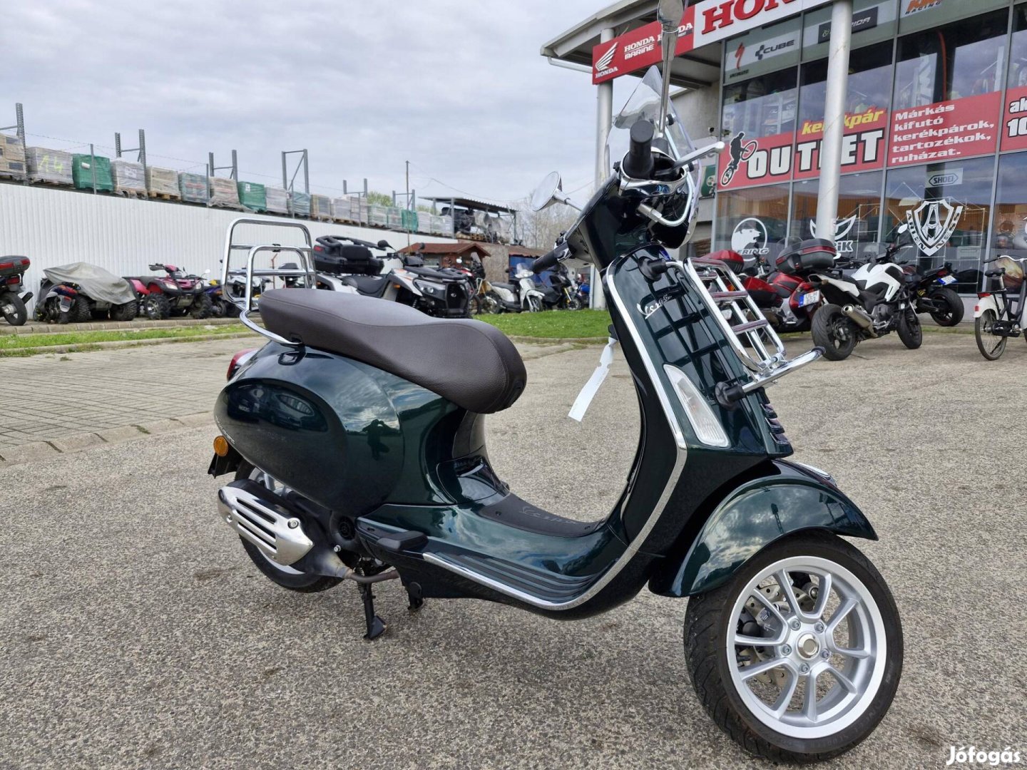 Vespa Primavera 50 4T 12 Hónap Garancia