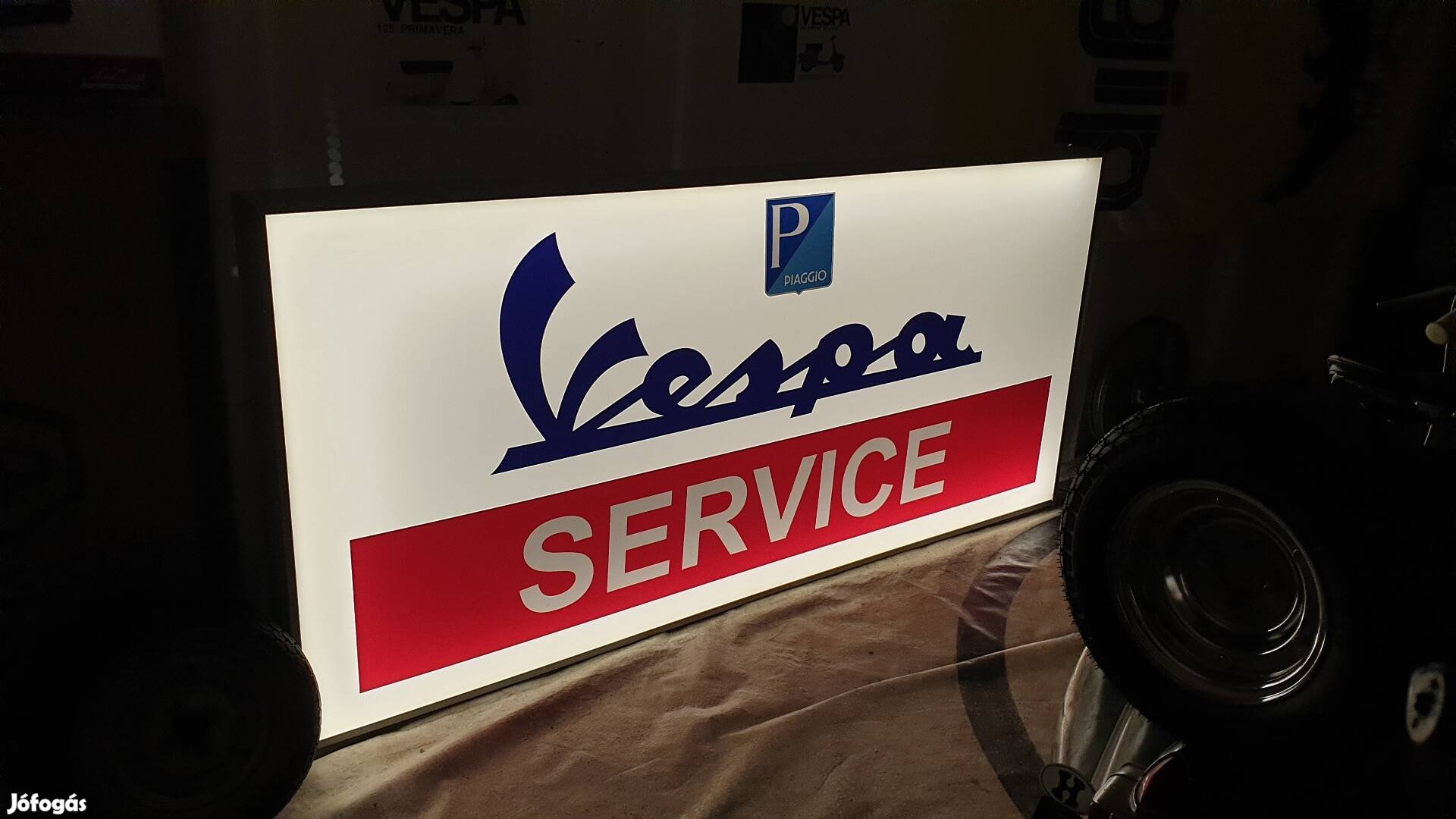Vespa Service Világítótábla  