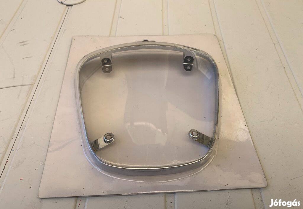 Vespa Sprint Primevera hátsó lámpa króm keret új