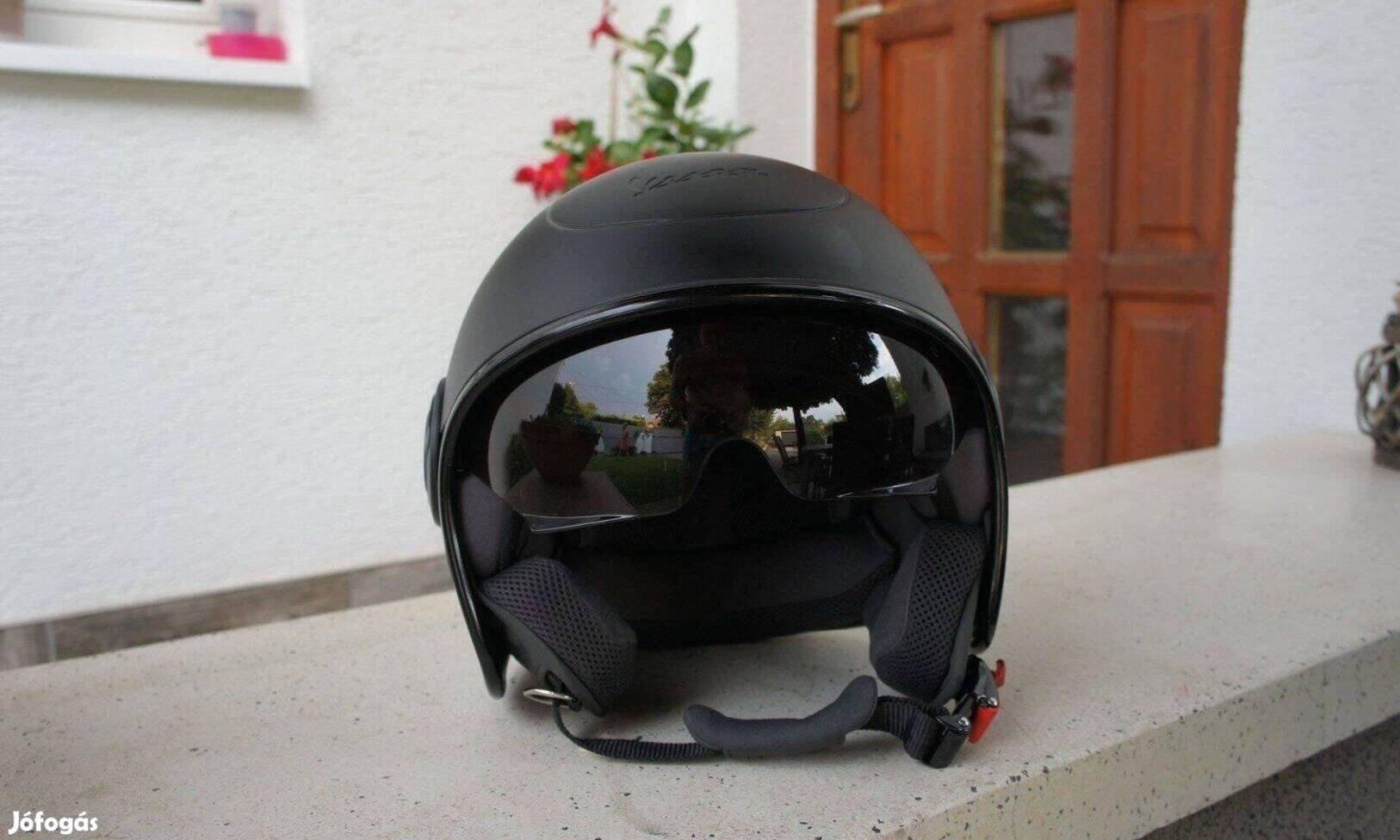 Vespa VJ1 bukósisak szép állapotban napszemüveggel