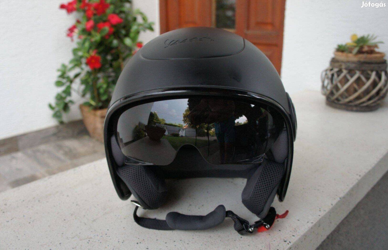 Vespa VJ1 bukósisak szép állapotban napszemüveggel