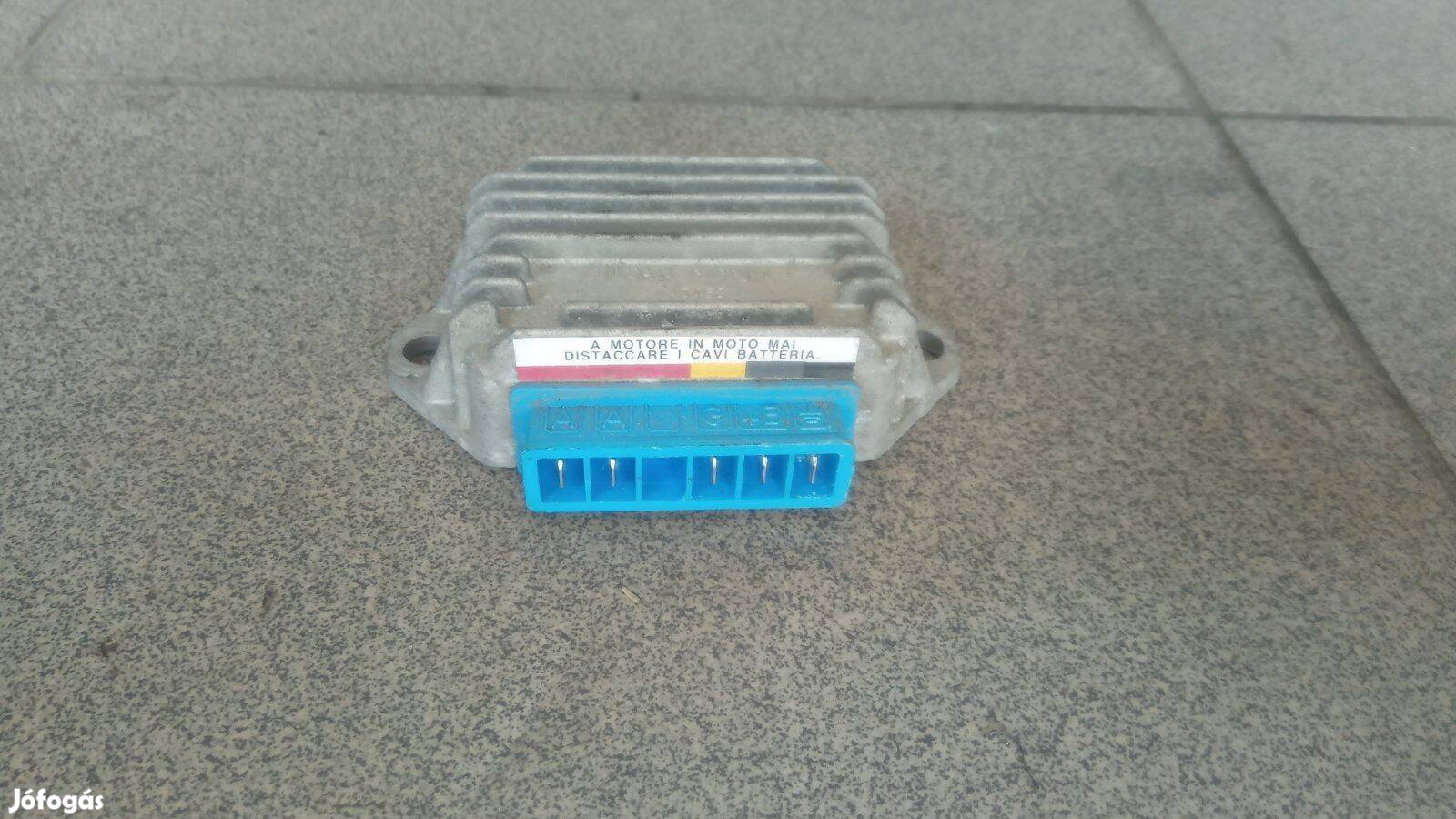 Vespa et4 125 feszültségszabályozó