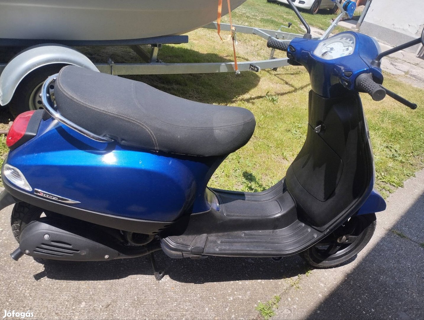 Vespa lx eladó 50