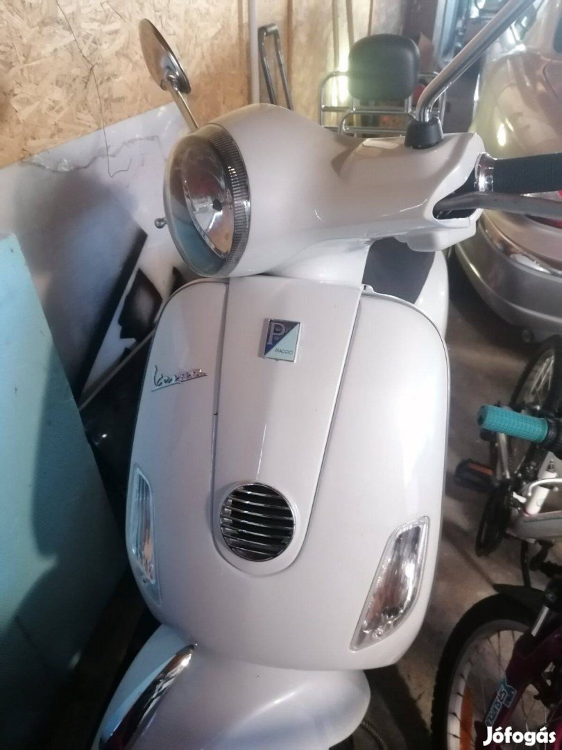 Vespa szélvédő gyári