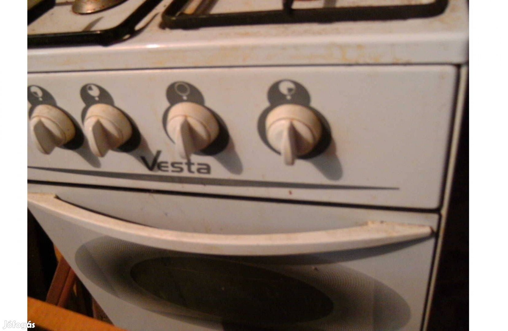 Vesta gáz sütő és 3 főzőlapos gáztűzhely, üveg letakaróval,tepsikkel