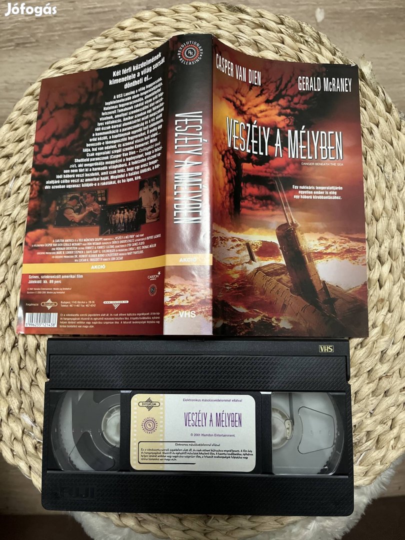 Veszély a mélyben vhs film