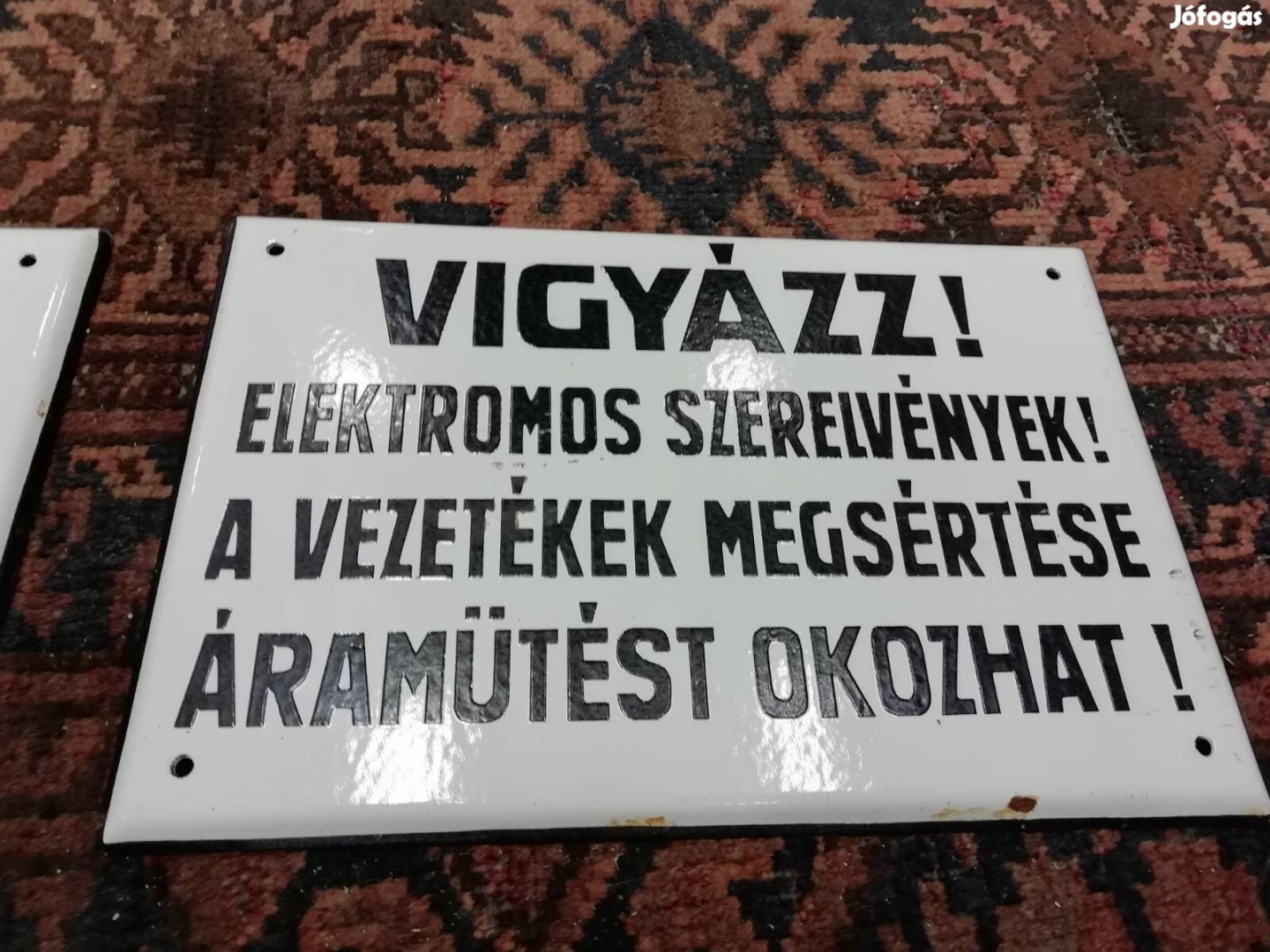 Veszélyt jelző zománctábla, "Vigyázz! Elektromos szerelvények!" tábla