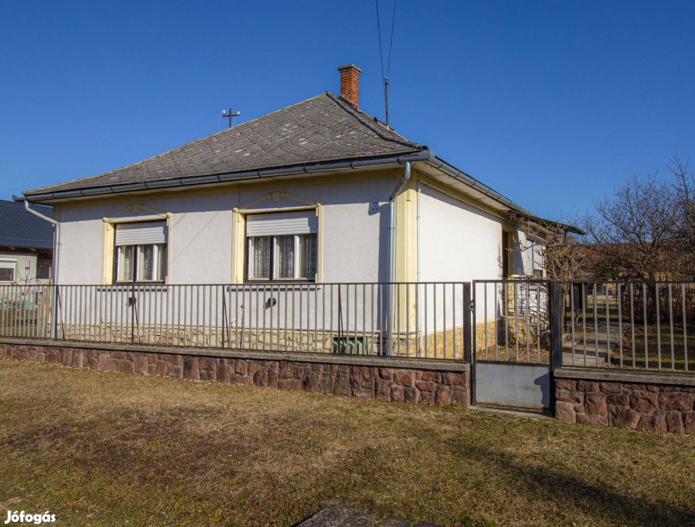 Veszprém vármegye Nyirád családi ház eladó