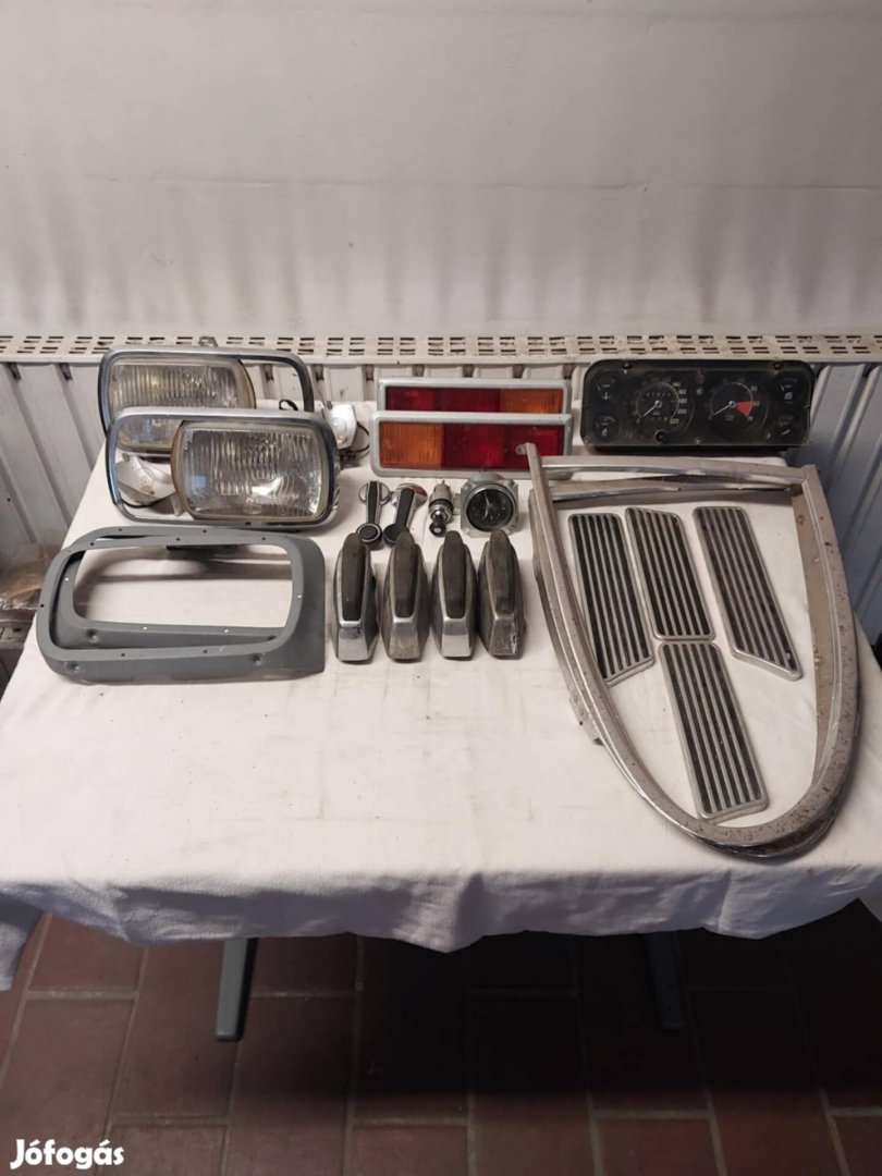 Veterán Ford Capri MK1 alkatrészek