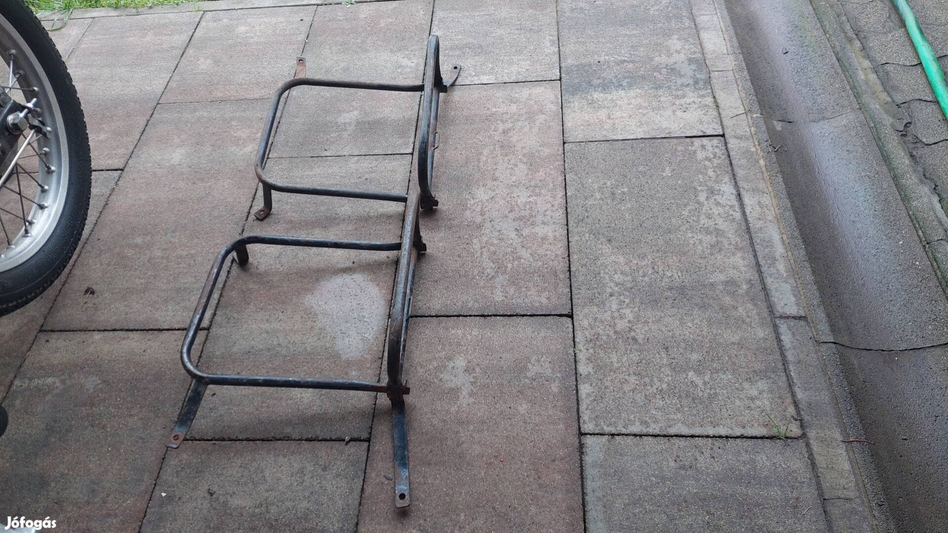 Veterán Simson S51 oldalcsomagtartók