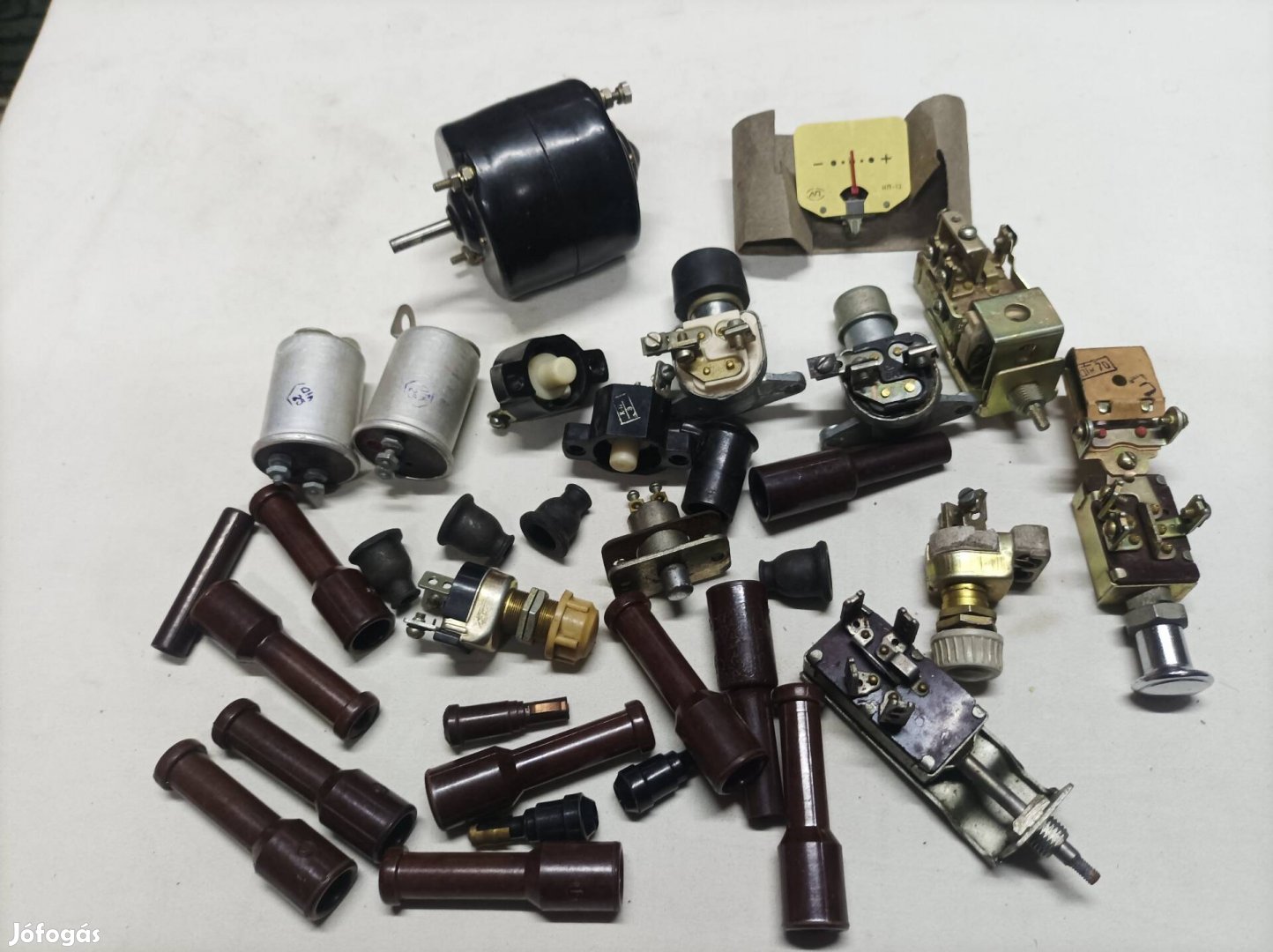 Veterán Volga, Moszkvics új elektromos alkatrészek.