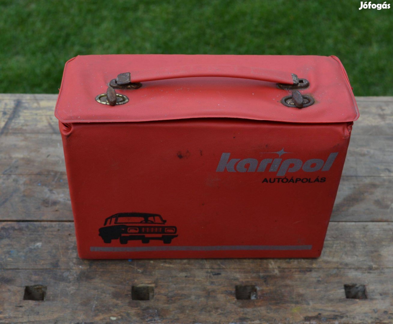 Veterán Wartburg Karipol autó ápolási termékek eredeti táskában
