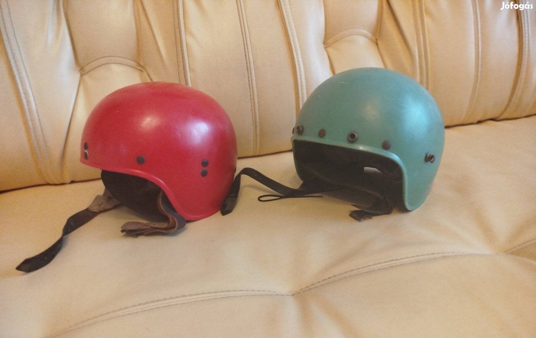 Veterán , régi, retro motoros bukósisak