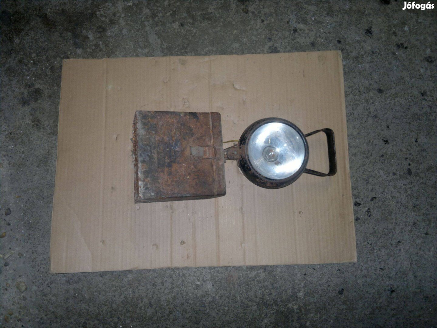 Veterán akkus lámpa