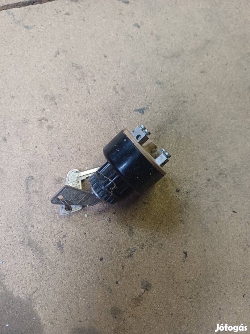 Veterán autó gyújtás kapcsoló.