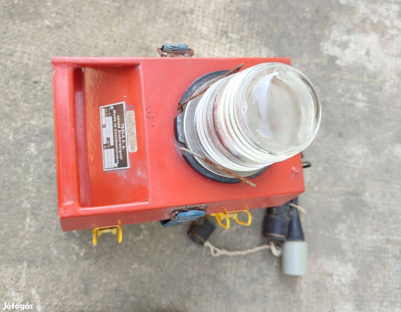 Veterán katonai Tesla reptéri lámpa