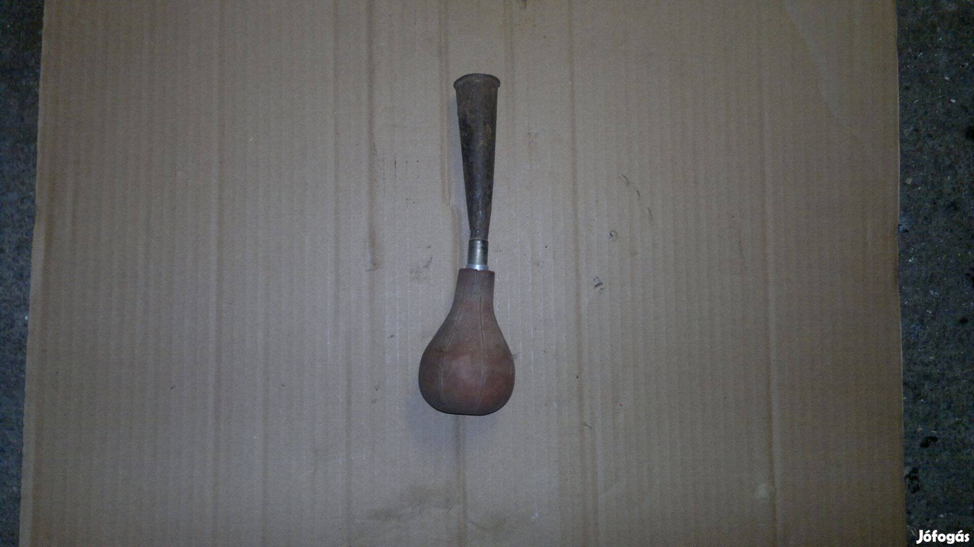 Veterán labdás kézikürt