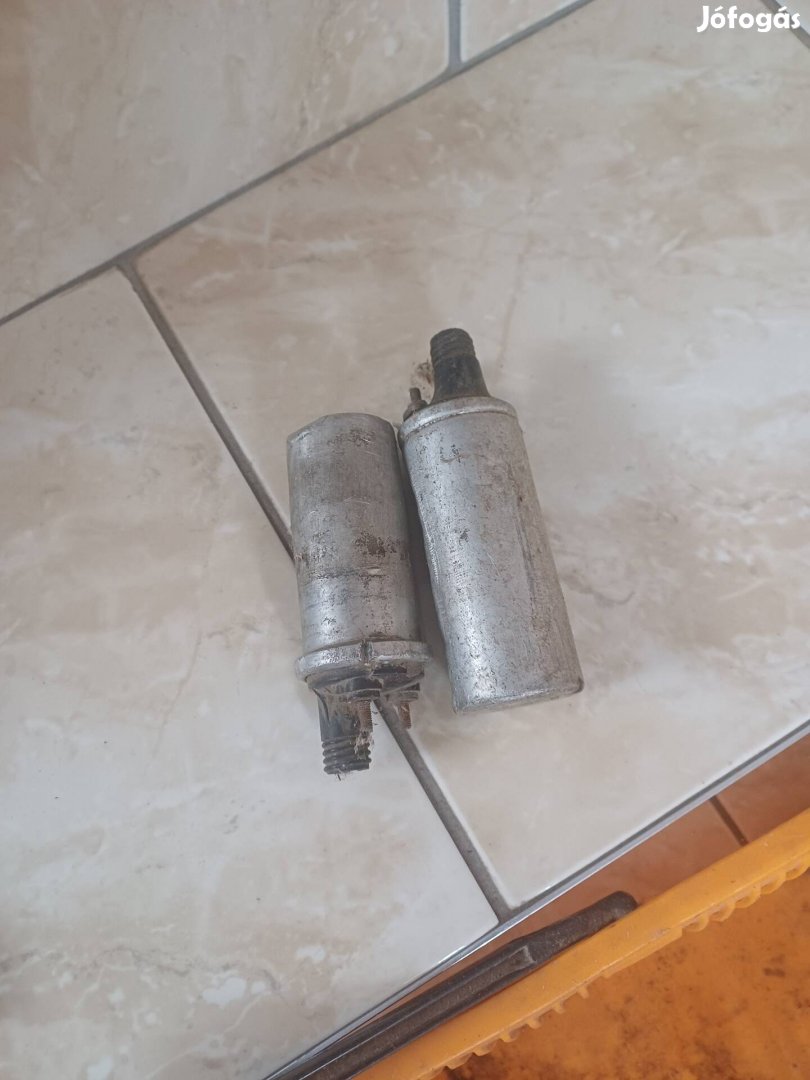 Veterán motor trafó.