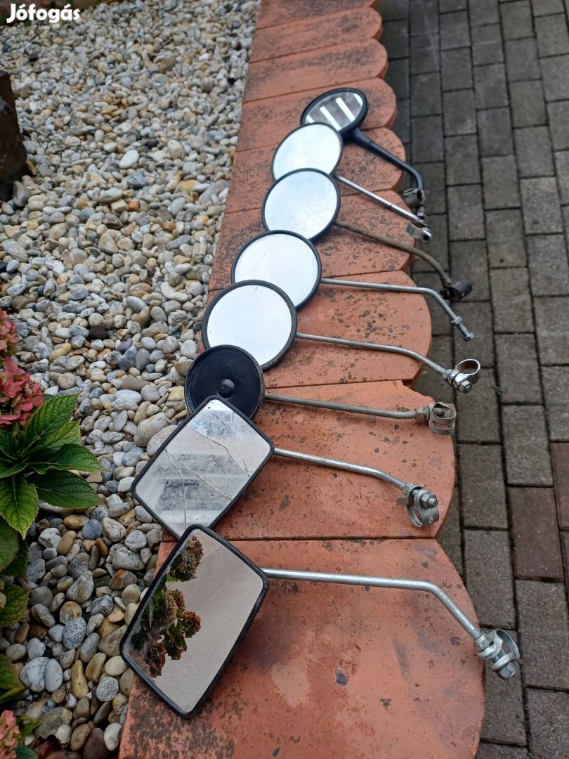 Veterán motor tükör.