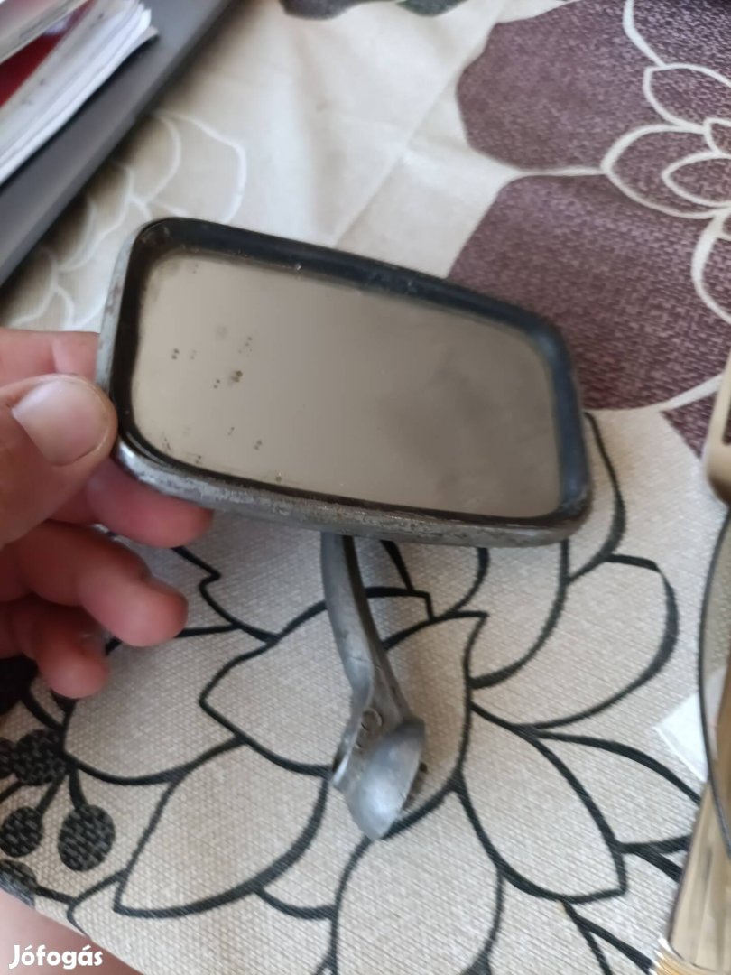 Veterán motor visszapillantó tükö