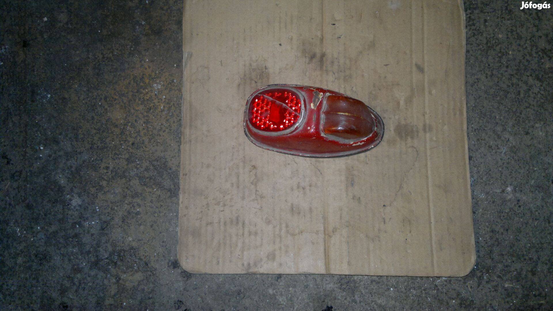 Veterán motorkerékpár hátso lámpa