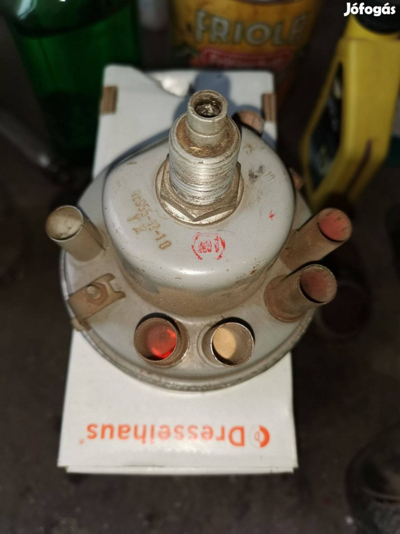 Veterán skoda oktávia km óra