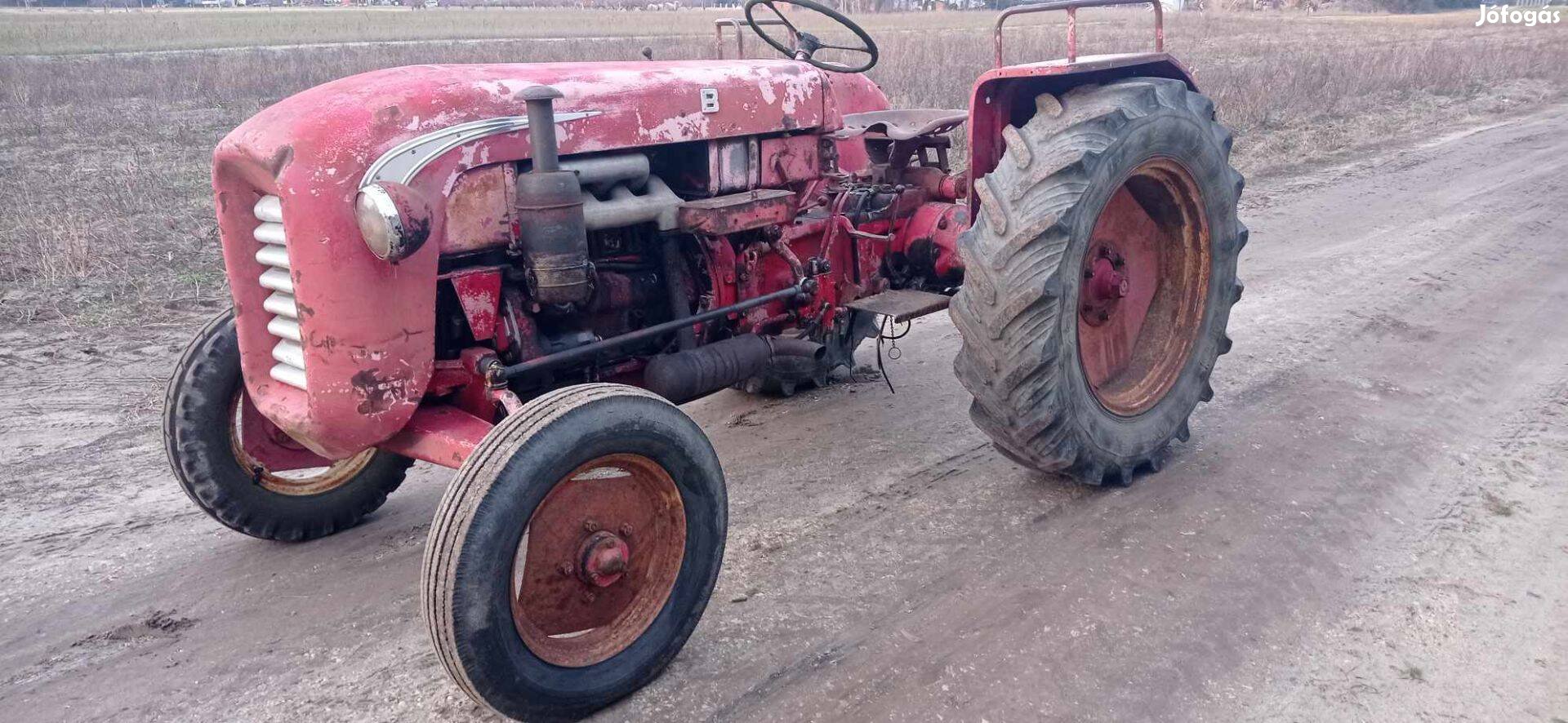 Veterán traktor (Oldtimer) Bucher motorral