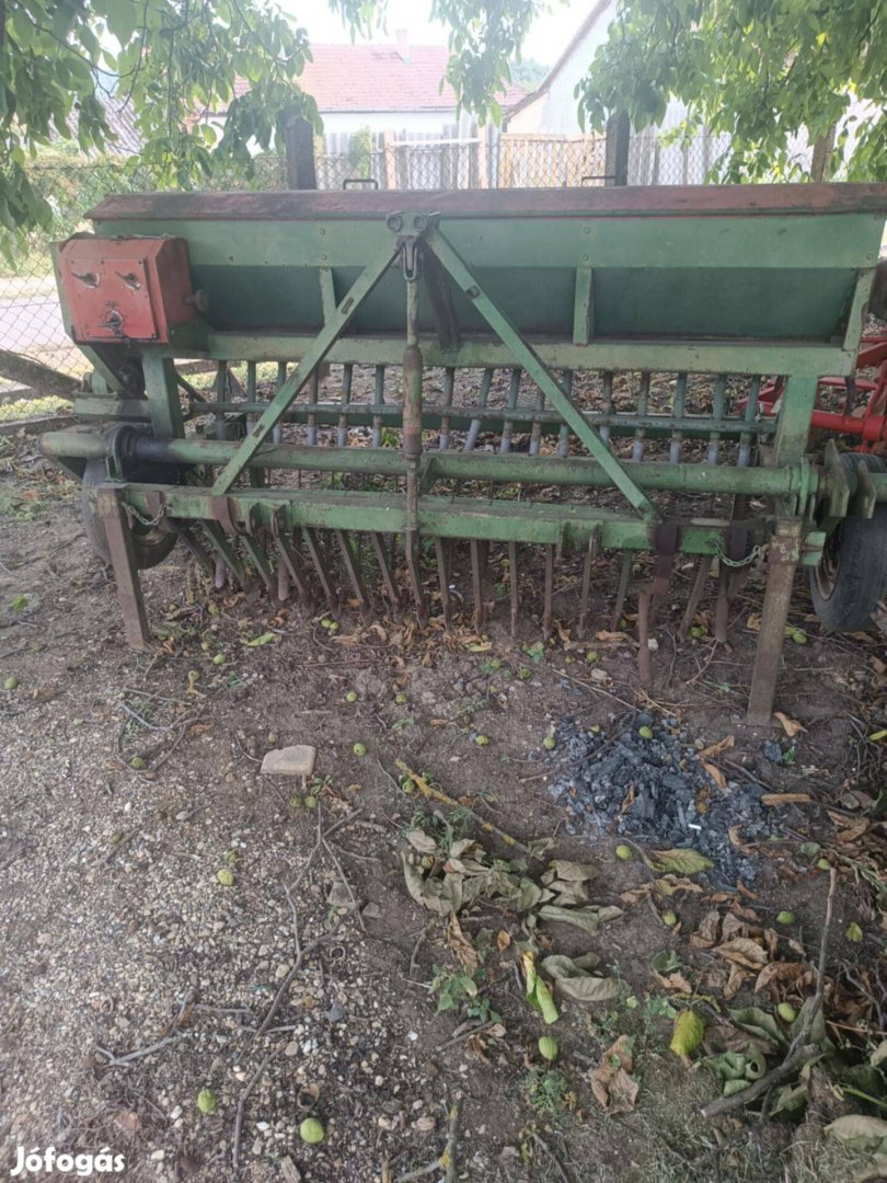 Vetőgép A 200