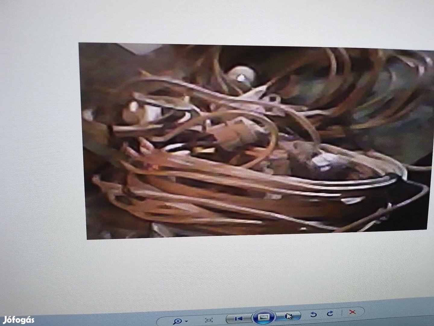 Vezeték gyári dugvillával