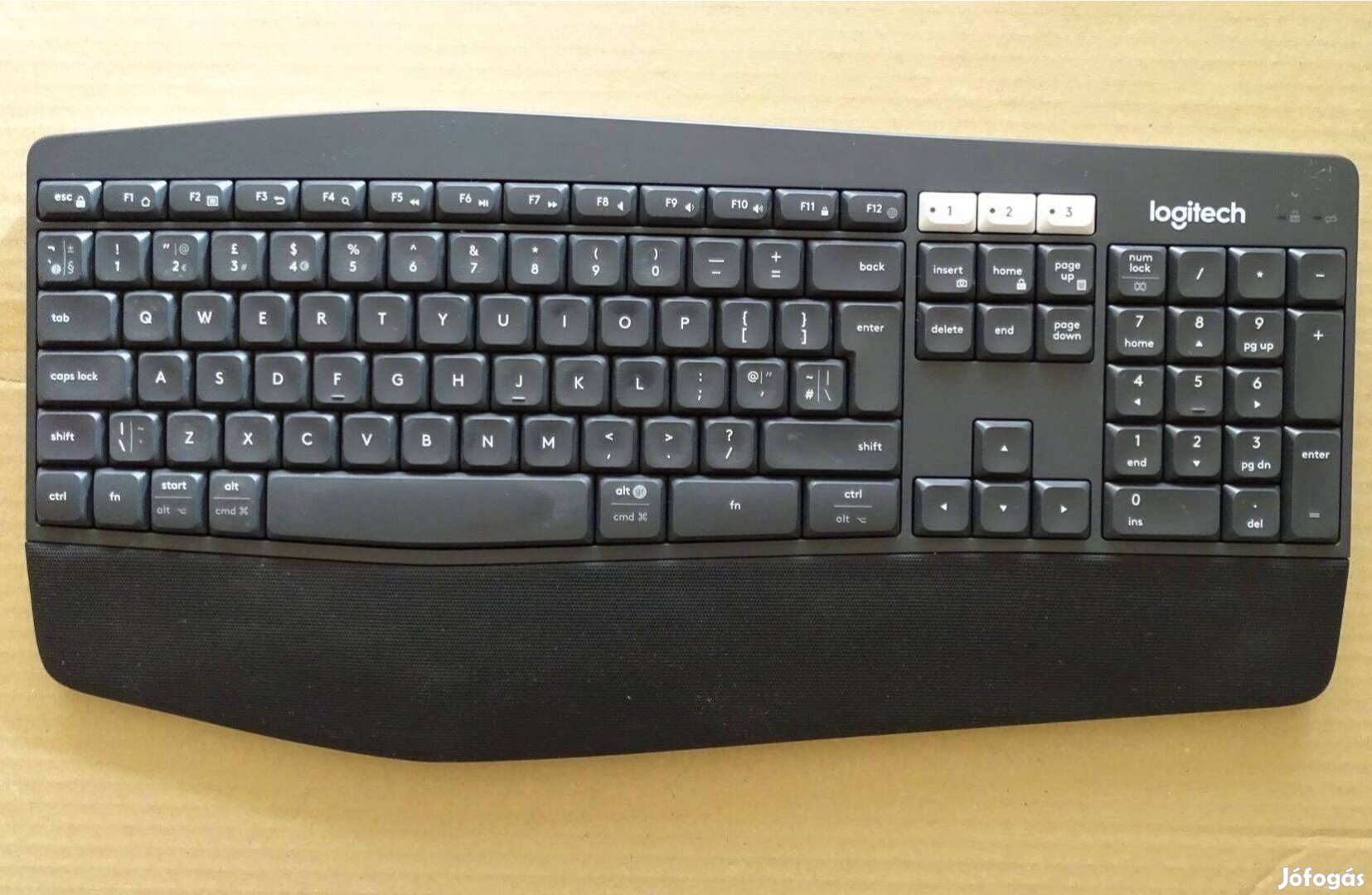 Vezeték nélküli billentyűzet Logitech K850