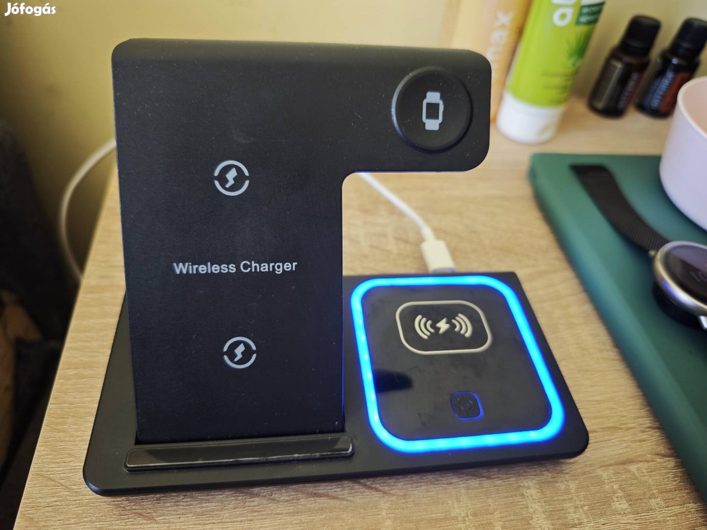 Vezetek nélküli qi töltőpad, telefon,bluetouth fulhallgato,o