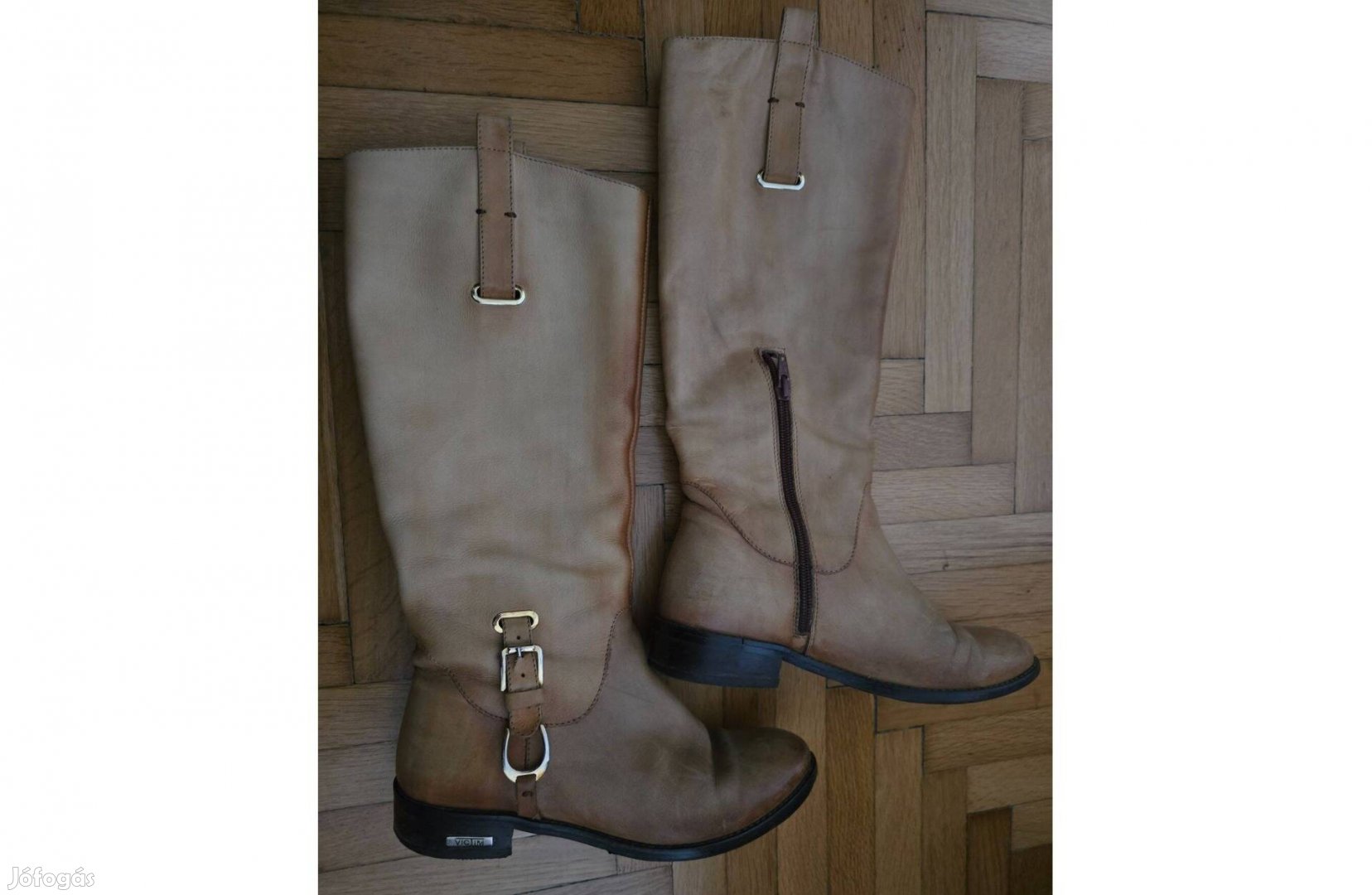 Victim, 36-os, tiszta bőr magasszárú csizma