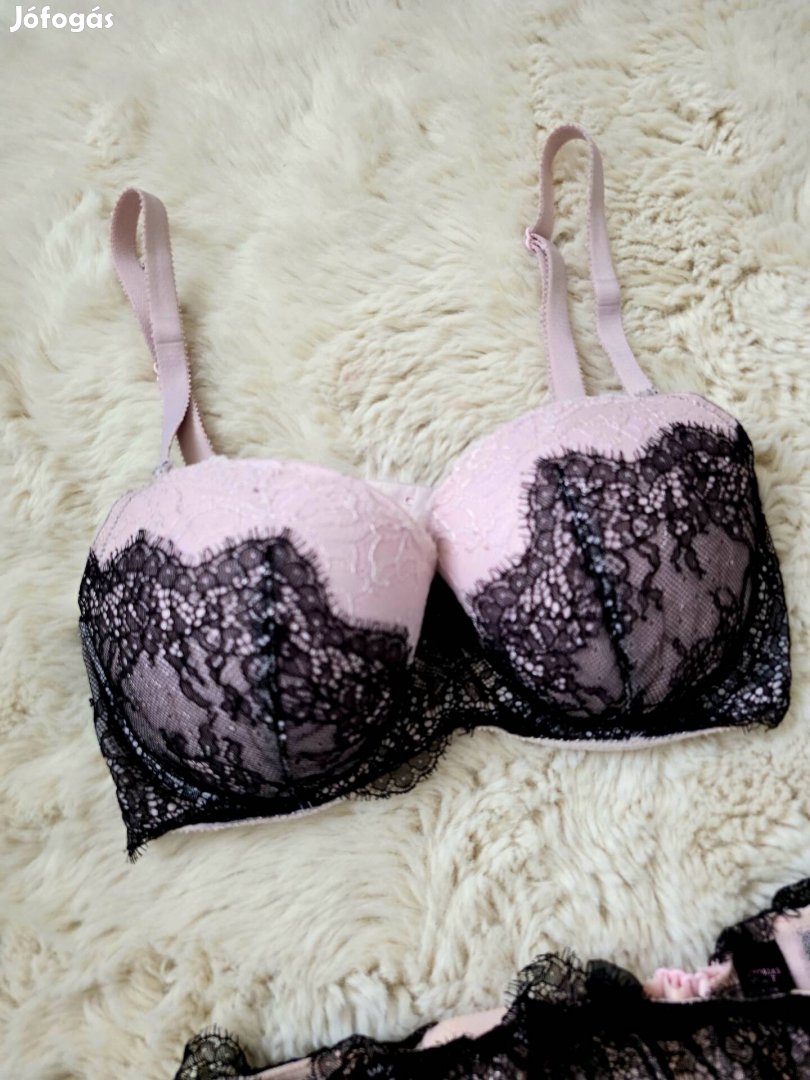 Victorias Secret melltartó 75D harisnyatartóval