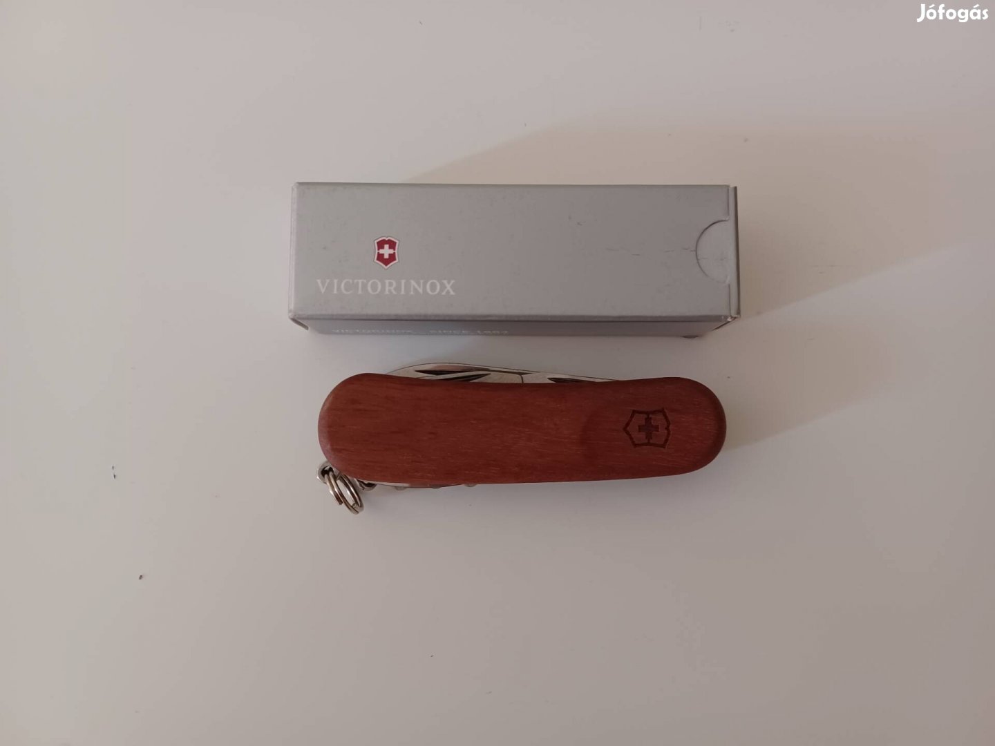 Victorinox Evowood 10 zsebkés bicska multiszerszám 