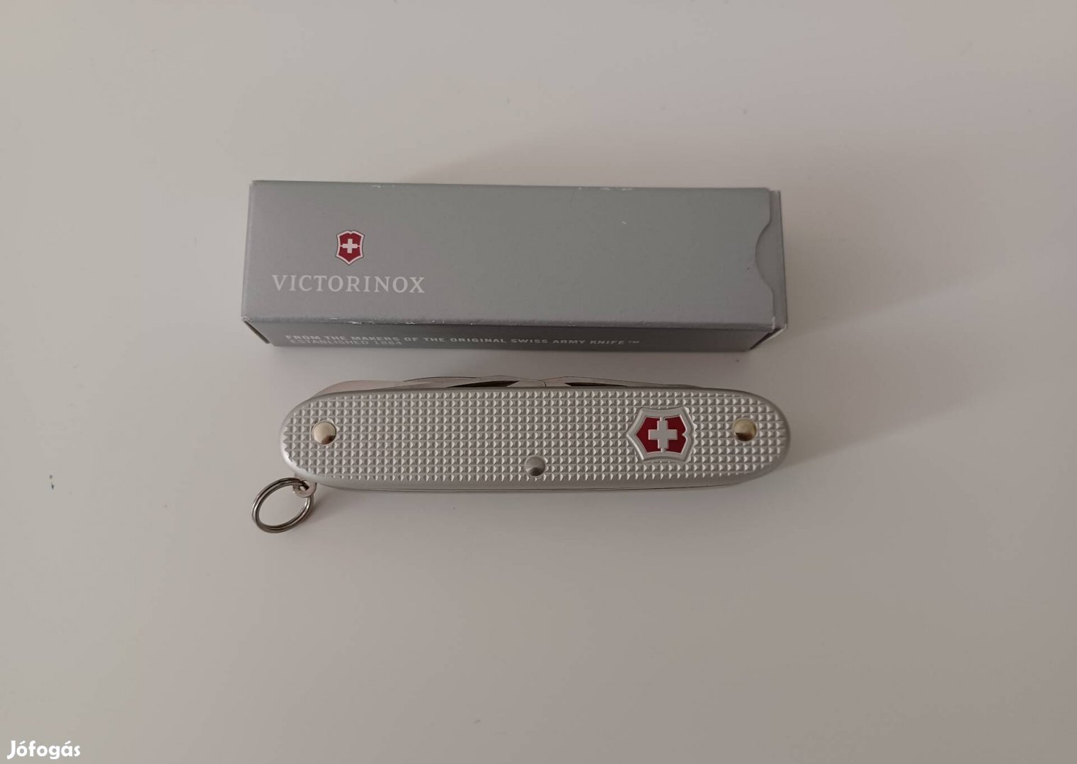 Victorinox Farmer X Alox zsebkés bicska multiszerszám 