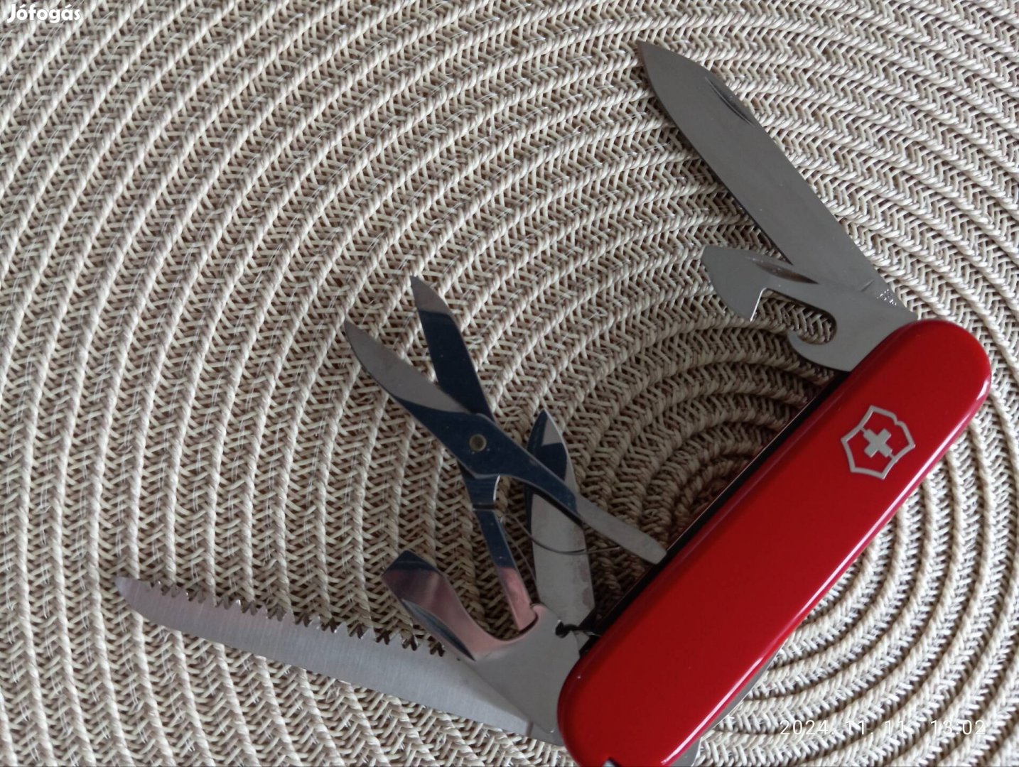 Victorinox Huntsman és Victorinox Climber Swiss Army kés 