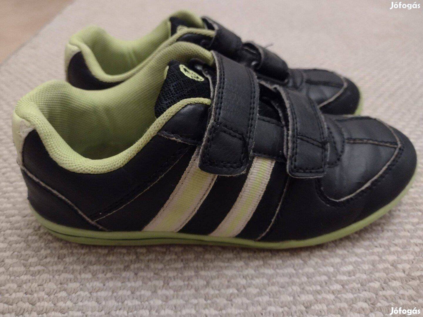 Victory 33 fiú cipő bth 22 cm