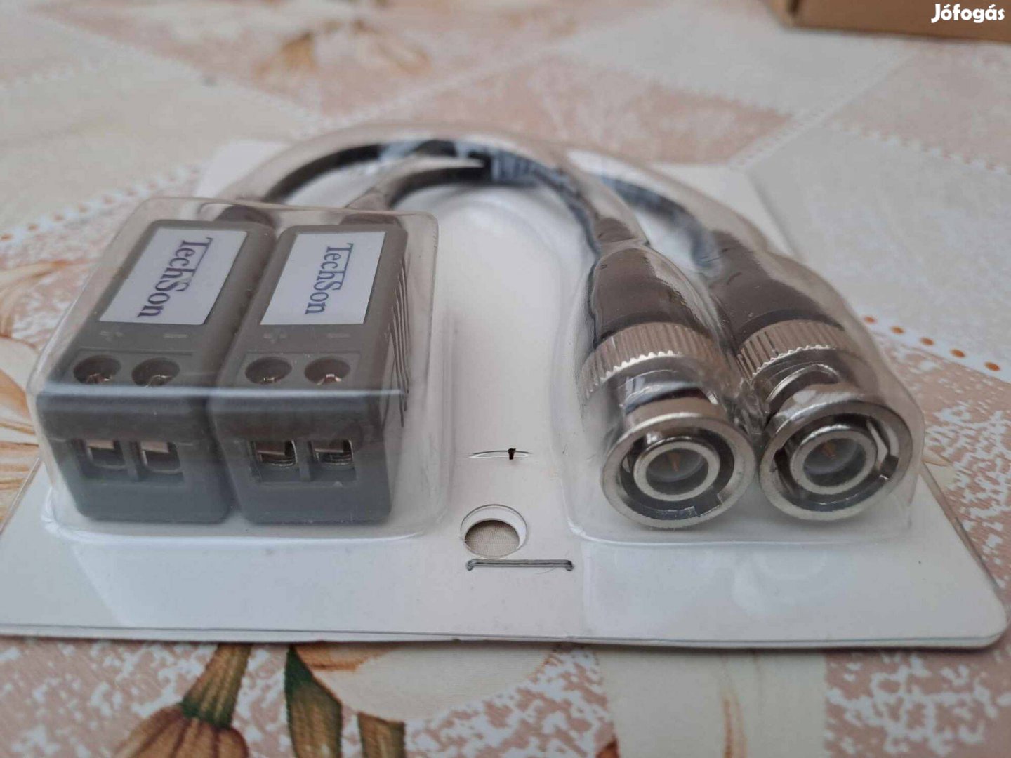 Video balun csatlakozó