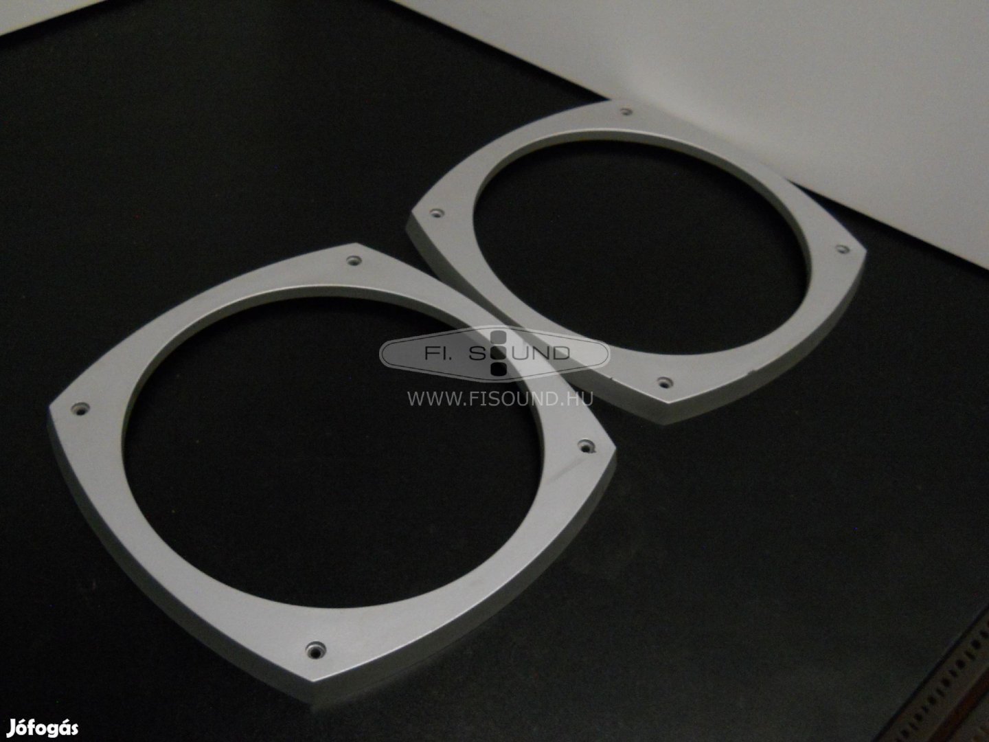 Videoton DC 2540A ,25cm-s középsugárzó műanyag keret pár