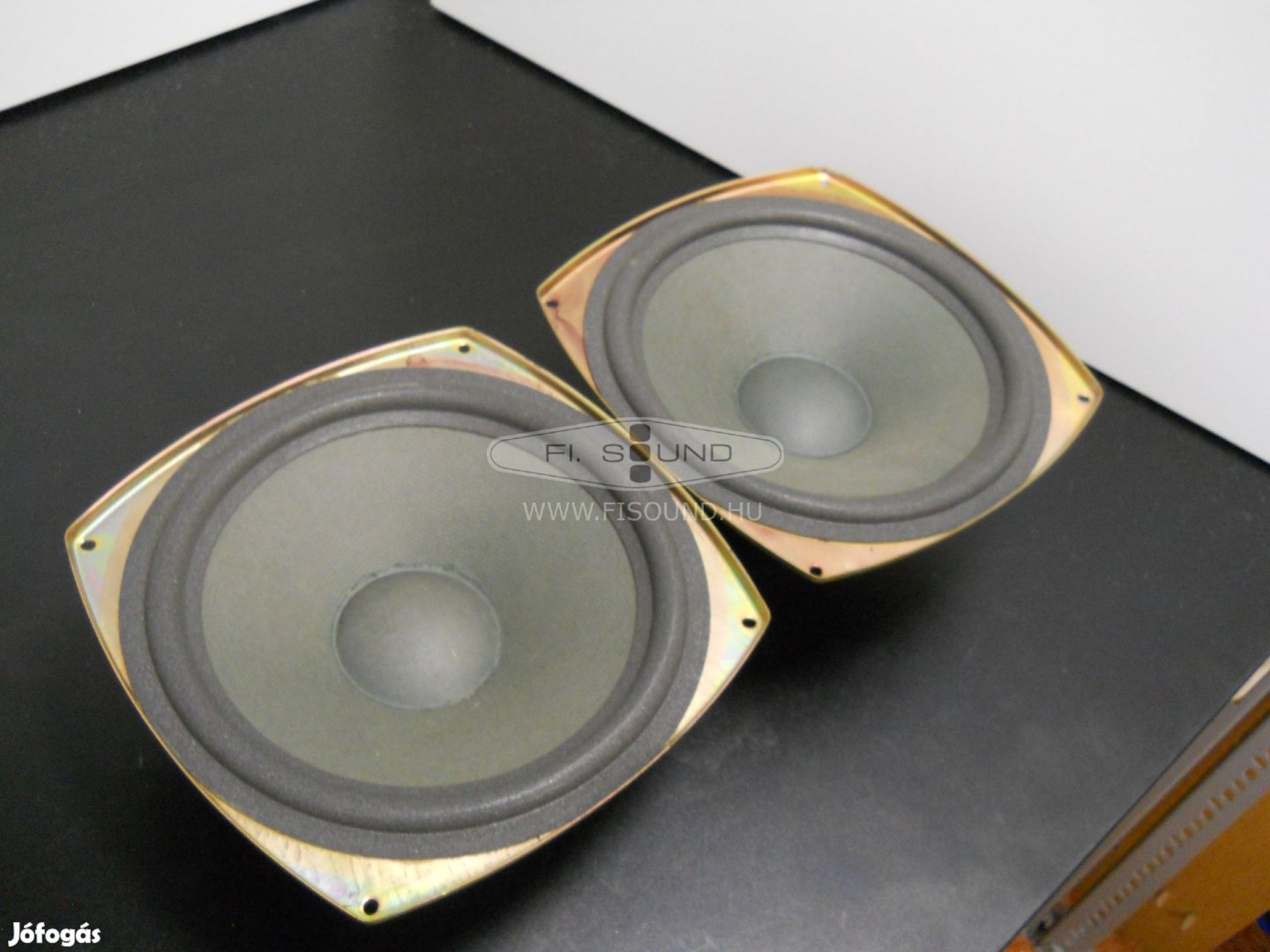 Videoton DC 2540A ,70W,4ohm, 25cm-s felújított hangszóró pár