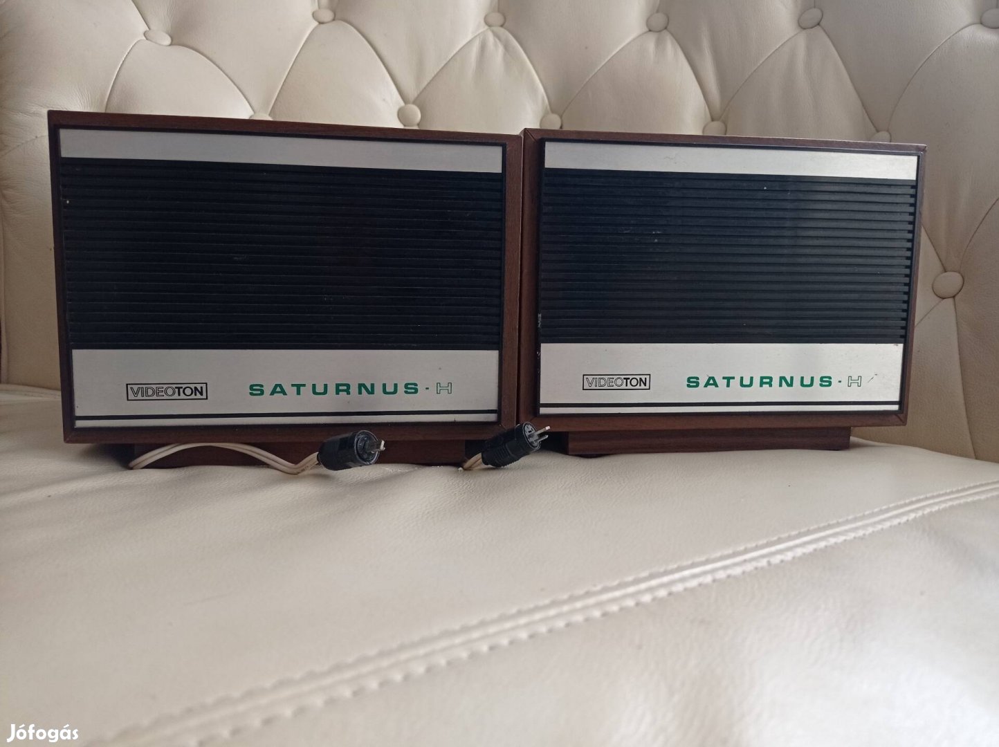 Videoton Saturnus -- H hangfalpár