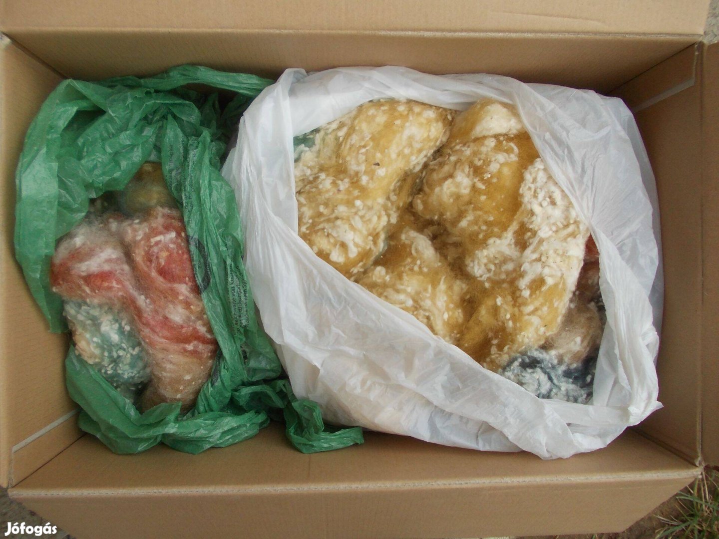 Videoton hangfal bélés