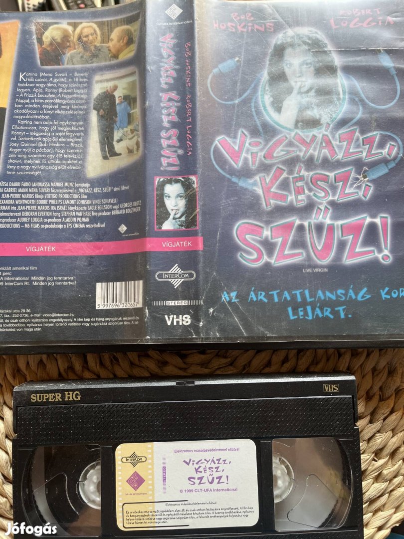 Vigyázz kész szűz vhs kazetta