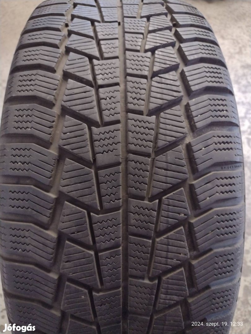 Viking 225 / 45 R17 téli garnitúra eladó 7mm profillal