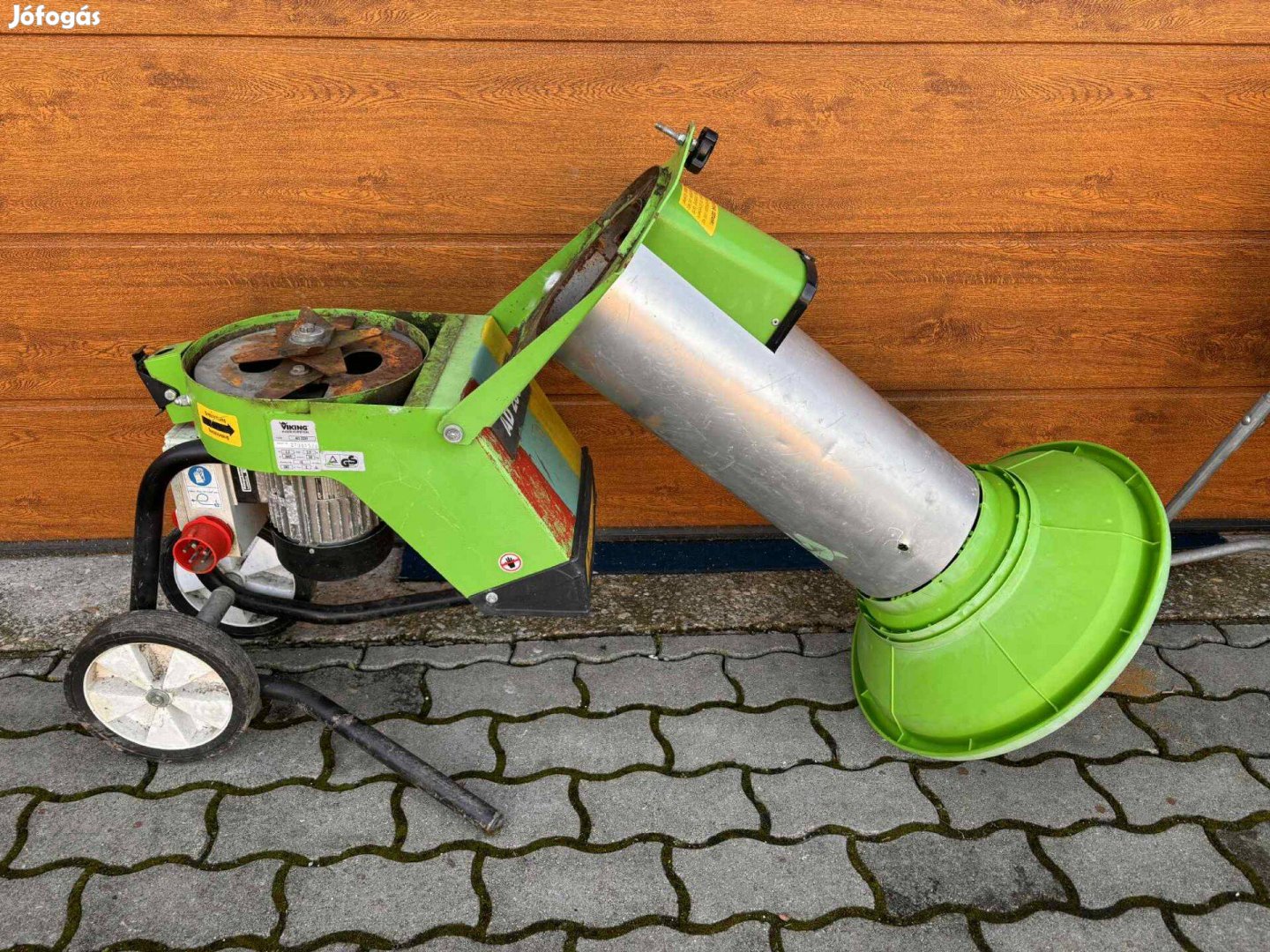 Viking 380V 2.2kW 8késes ágdaráló Ágaprító gallydaráló