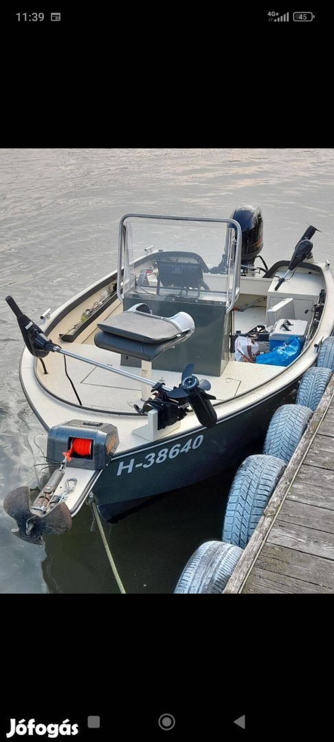 Viking 460V aluminium csónak