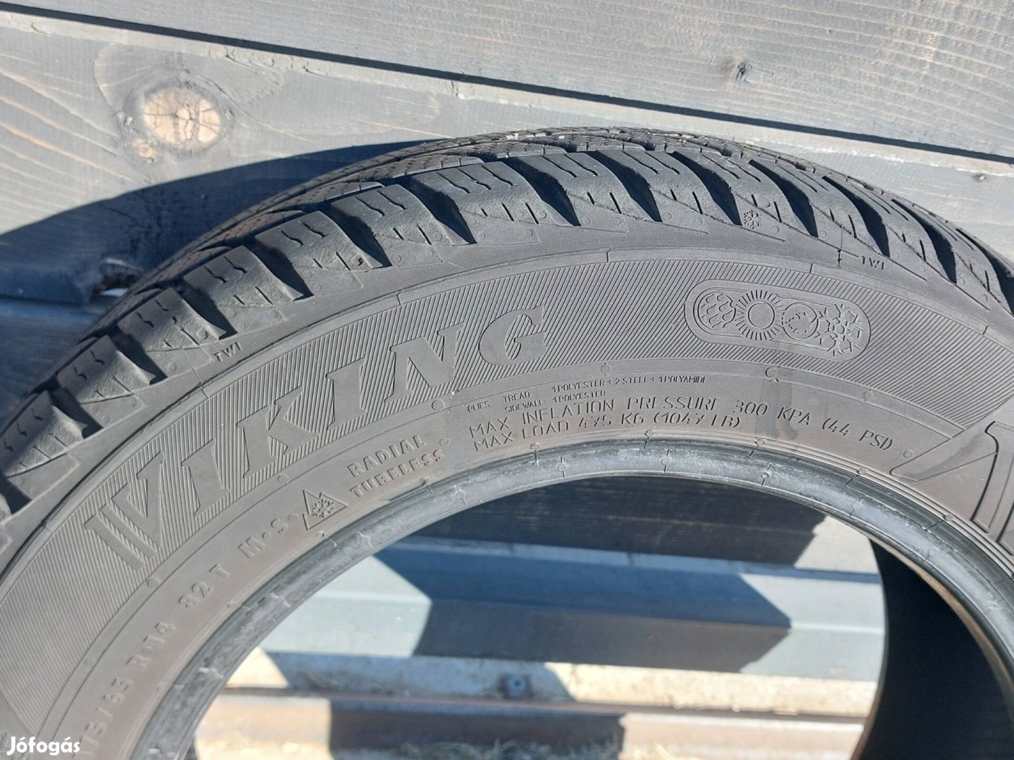 Viking Fourtech 175/65R14 175/65 R14 négyévszakos téli nyári